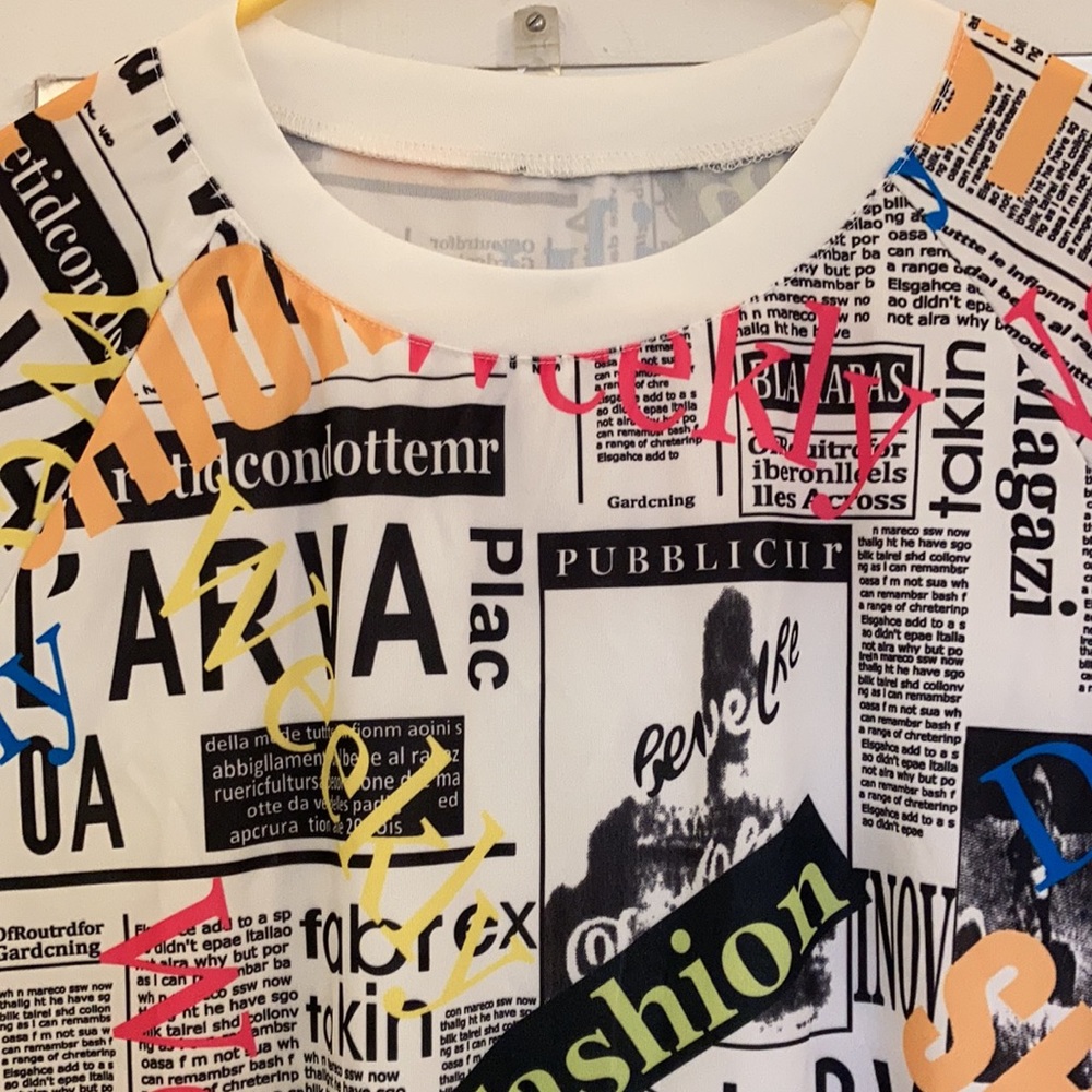 NEW newspaper print T-shirt dress, size L - Picture 4 of 4
